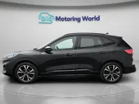 Usado Ford Kuga ST-Line X 190 CV (139 kW) 2024 Negro SUV