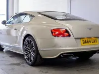 Begagnad Bentley Continental 625 HK (459 kW) 2014 Vit Sportkupé
