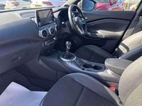 Used Nissan Juke N-Connecta 112 HP (82 kW) 2023 Grey SUV