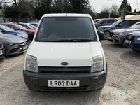 Used Ford Transit Connect 75 HP (55 kW) 2006 White MPV