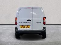 New Peugeot Partner 101 HP (74 kW) 2025 White MPV