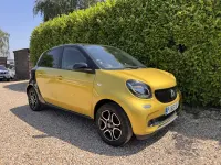 Used Smart ForFour Prime 90 HP (66 kW) 2015 Yellow Hatchback