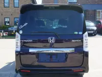 Używany Honda Stepwgn 2013 Purpurowy Minivan