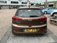 Used Hyundai i20 SE 84 HP (61 kW) 2017 Brown Hatchback