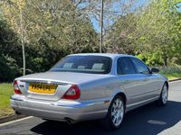 Usado Jaguar XJ SE 2004 Prateado Sedan