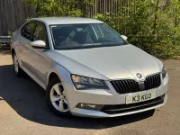 Gebraucht Skoda Superb 120 PS (88 kW) 2016 Silber Kleinwagen