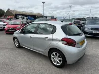 Used Peugeot 208 Active 82 HP (60 kW) 2015 Silver Hatchback