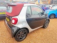 Used Smart ForTwo Cabrio Premium 90 HP (66 kW) 2018 Black/silver Cabriolet