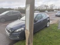 Used Volvo V40 2014 Blue Hatchback