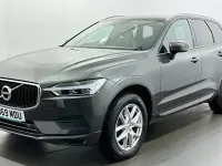 Usado Volvo XC60 Momentum 197 HP (144 kW) 2021 SUV