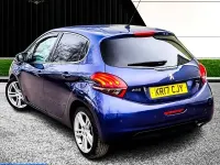 Used Peugeot 208 GT-line 100 HP (73 kW) 2017 Blue Hatchback