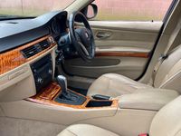 Used BMW 325 Comfort Edition 2010 Red Sedan