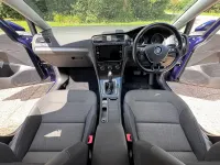 Used VW Golf VII SE 115 HP (84 kW) 2019 Blue Hatchback
