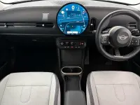Used Mini Cooper Classic 156 HP (114 kW) 2024 Silver Hatchback