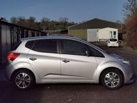 Used Kia Venga 123 HP (90 kW) 2015 Silver Hatchback
