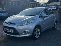 Used Ford Fiesta Zetec 82 HP (60 kW) 2012 Silver Hatchback