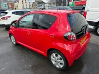 Used Toyota Aygo 67 HP (49 kW) 2011 Red Hatchback