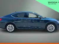 Begagnad Skoda Octavia SE L 150 HK (110 kW) 2023 Blå Halvkombi