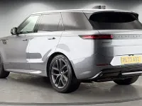 Usado Land Rover Range Rover Sport SE Dynamic 300 HP (220 kW) 2025 SUV