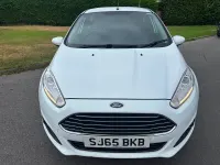 Used Ford Fiesta Zetec 82 HP (60 kW) 2016 White Hatchback