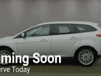 Begagnad Ford Focus Zetec 125 HK (91 kW) 2011 Silver Kombi
