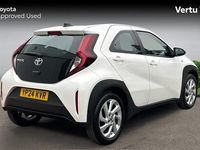 Used Toyota Aygo X PURE 72 HP (52 kW) 2024 White SUV
