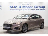 Used Ford Focus ST-Line 125 HP (91 kW) 2018 Silver Hatchback