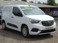 Used Vauxhall Combo Sportive 100 HP (73 kW) 2022 White MPV