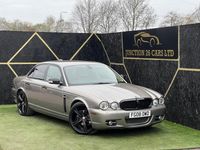 Usado Jaguar XJ 207 HP (152 kW) 2008 Cinzento Sedan
