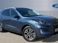 Usado Ford Kuga Titanium 150 CV (110 kW) 2020 Azul SUV