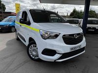 Used Vauxhall Combo Sportive 100 HP (73 kW) 2020 White MPV