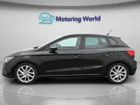 Usado Seat Ibiza FR 110 CV (80 kW) 2023 Negro Utilitario