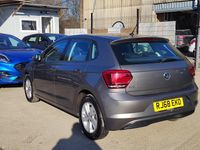 Używany VW Polo SE 94 KM (69 kW) 2018 Szary Hatchback