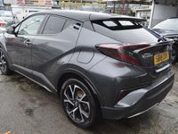 Used Toyota C-HR 122 HP (89 kW) 2018 Grey SUV