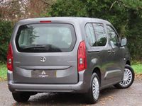 Used Vauxhall Combo S 100 HP (73 kW) 2018 Grey MPV