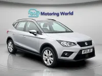 Used Seat Arona SE Technology 94 HP (69 kW) 2019 Silver SUV