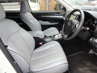 Used Subaru Legacy GT 150 HP (110 kW) 2013 White