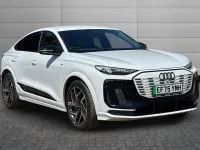 Used Audi Q6 Sportback e-tron Advanced 183 kW (249 HP) 2025 Mythos black SUV