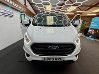 Used Ford Transit Custom Limited 130 HP (95 kW) 2023 White Van