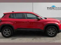 Używany Jeep Avenger Longitude 100 KM (73 kW) 2024 Czerwony SUV