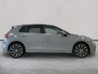 Second-hand VW Golf VIII Edition 130 CP (95 kW) 2023 Gri Hatchback