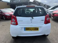 Used Suzuki Alto 68 HP (50 kW) 2013 White Hatchback