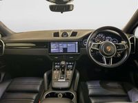 Usado Porsche Cayenne 462 HP (339 kW) 2019 Prateado SUV