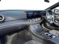 Usado Mercedes E350 AMG line 295 HP (216 kW) 2019 Prateado Cabrios