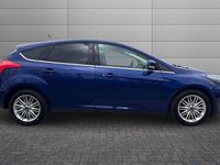 Used Ford Focus Zetec 125 HP (91 kW) 2018 Blue Hatchback