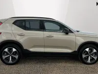 Used Volvo XC40 Plus 197 HP (144 kW) 2025 Gold SUV