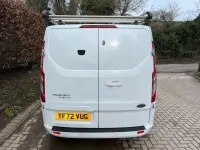 Usado Ford Transit Custom Limited 130 HP (95 kW) 2022 Branco Van
