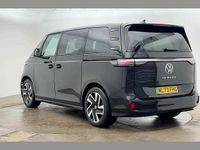 Usado VW ID. Buzz Pro 150 kW (204 HP) 2023 Preto Monovolume