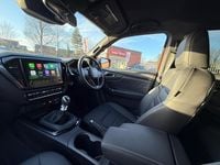 New Isuzu D-Max 162 HP (119 kW) 2025 Orange Pickup