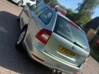 Begagnad Skoda Octavia SE 105 HK (77 kW) 2012 Grön Kombi